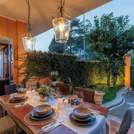 Corallina, 2 Bedrooms With Garden And Private Jacuzzi