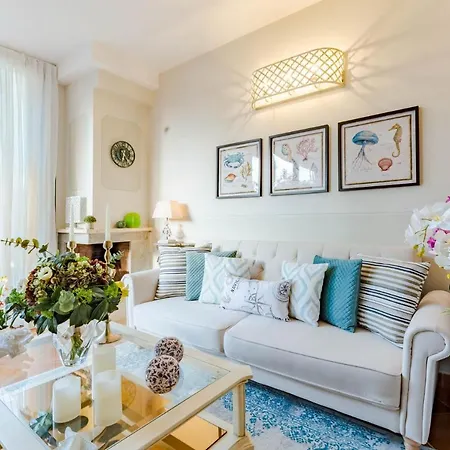 Villa Corallina, 2 Bedrooms With Garden And Private Jacuzzi Torvaianica