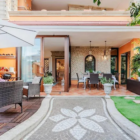 Corallina, 2 Bedrooms With Garden And Private Jacuzzi Villa *